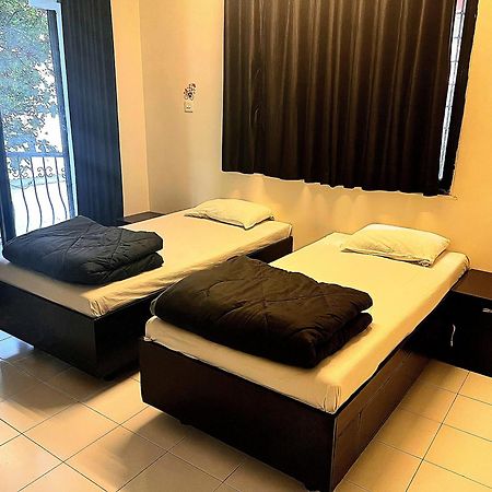 Rostel Backpackers Hostel ปูเน่ ภายนอก รูปภาพ