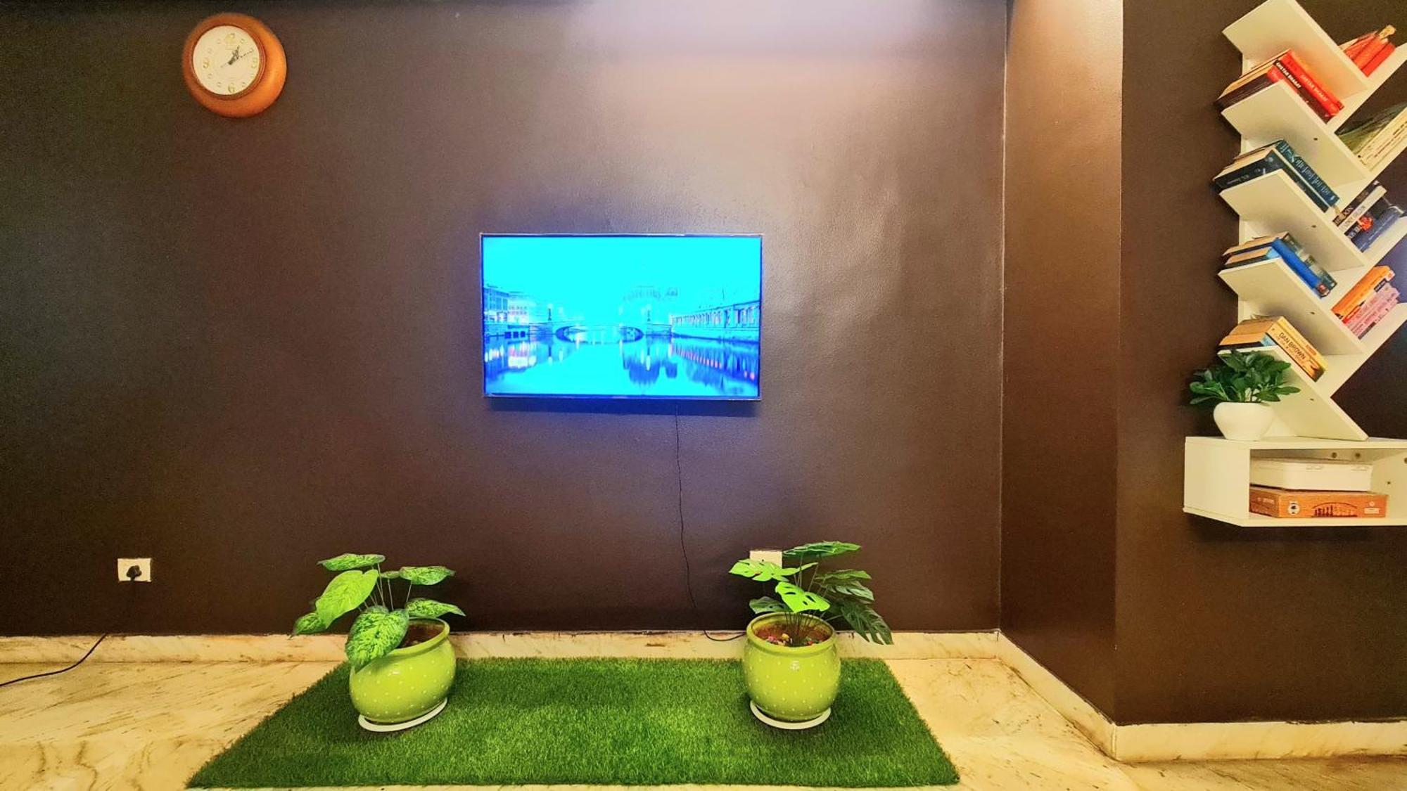 Rostel Backpackers Hostel ปูเน่ ภายนอก รูปภาพ