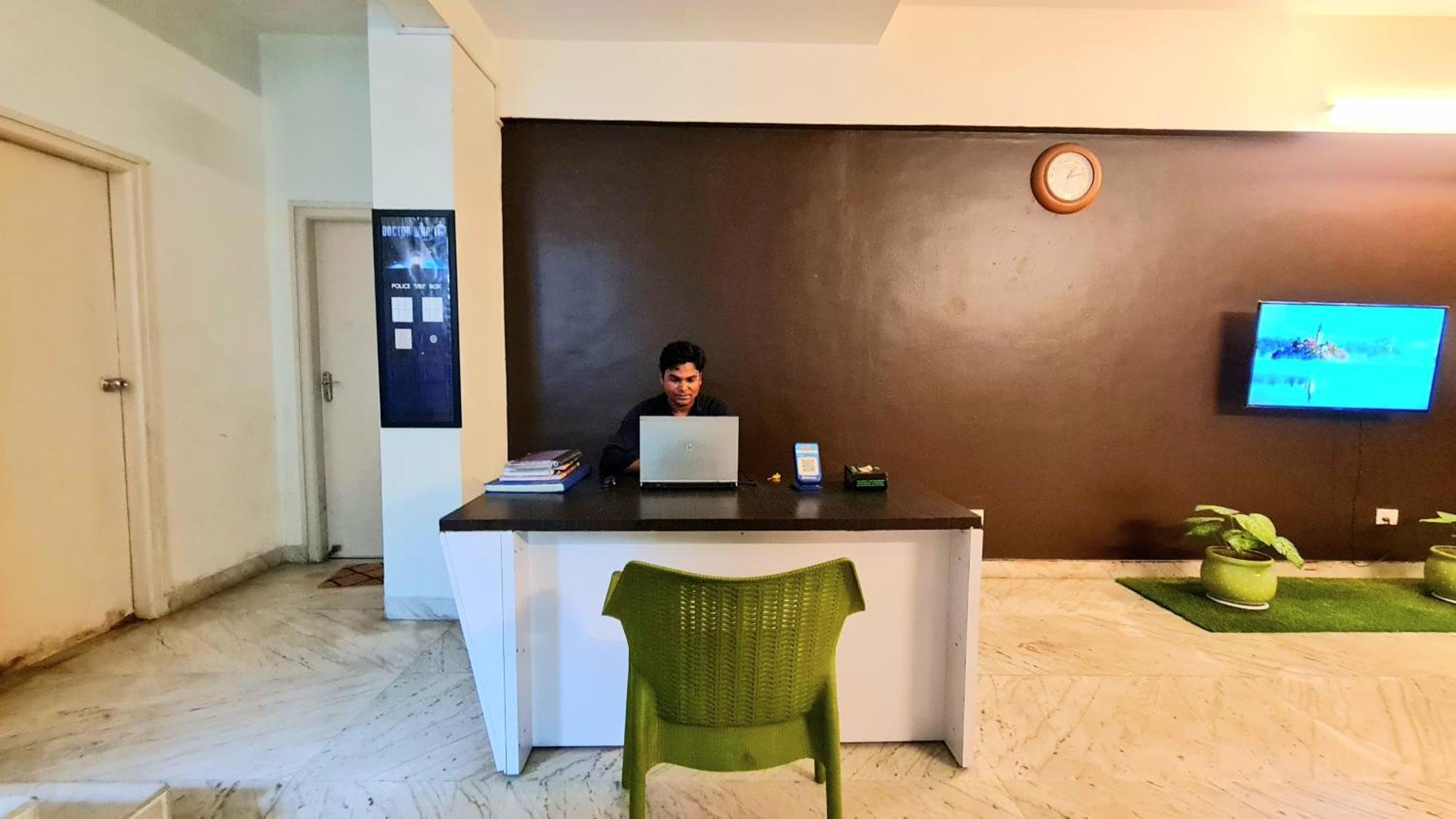 Rostel Backpackers Hostel ปูเน่ ภายนอก รูปภาพ